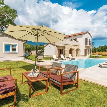 Villa-San-Kirin-Olivia Villa